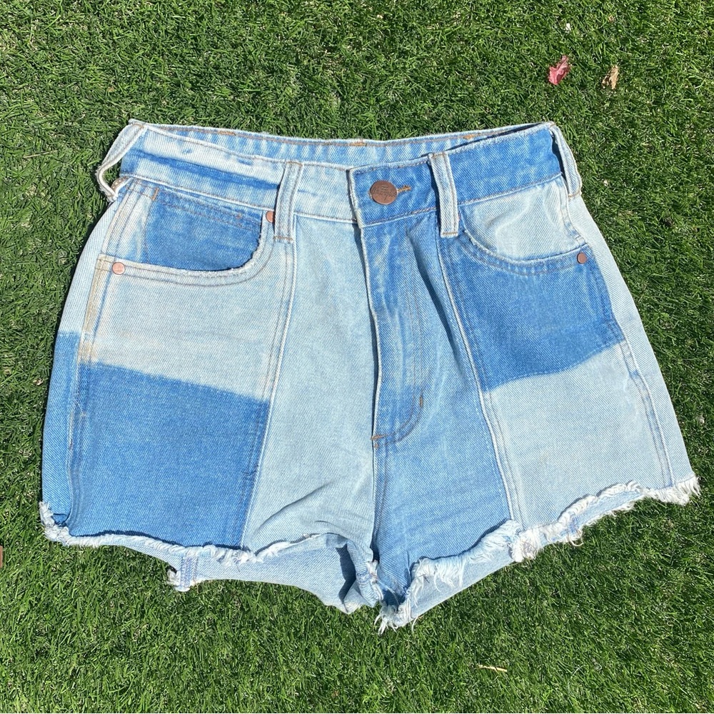 Billabong x Wrangler Sun Up Patchwork Denim Shorts Size 26